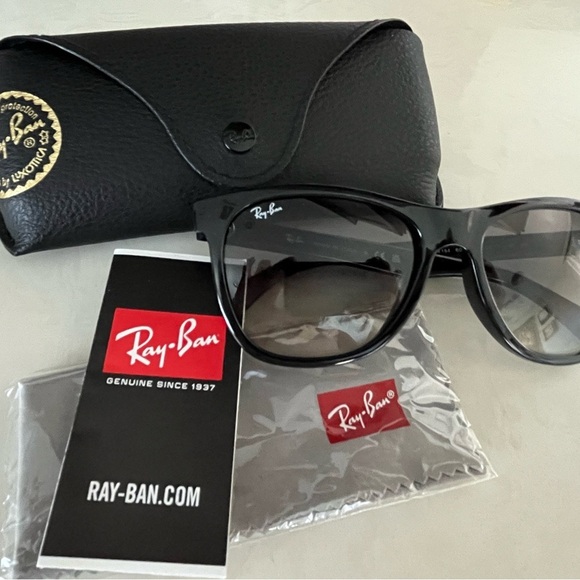 Ray Ban Sunglasses - Picture 1 of 7